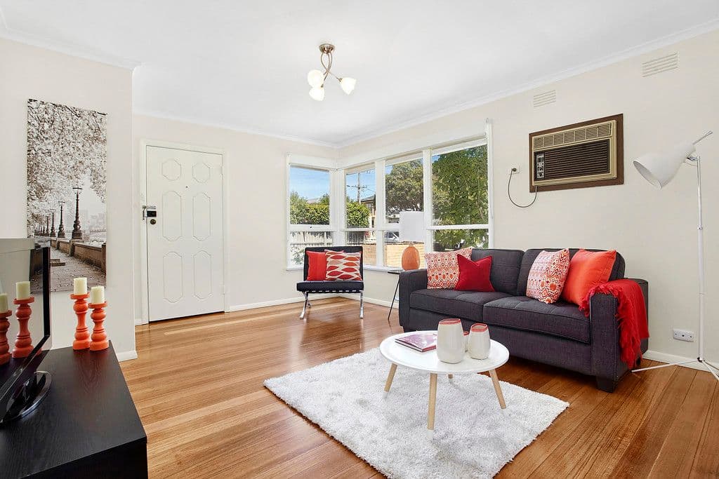 18 Barry Street, Reservoir VIC 3073, Reservoir - Thumbnail 3