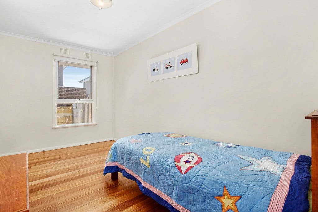 18 Barry Street, Reservoir VIC 3073, Reservoir - Thumbnail 6