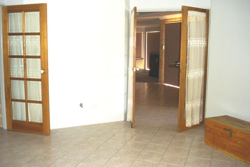 6 Dressage Circle, DEEPDALE WA 6532, Deepdale - Thumbnail 2