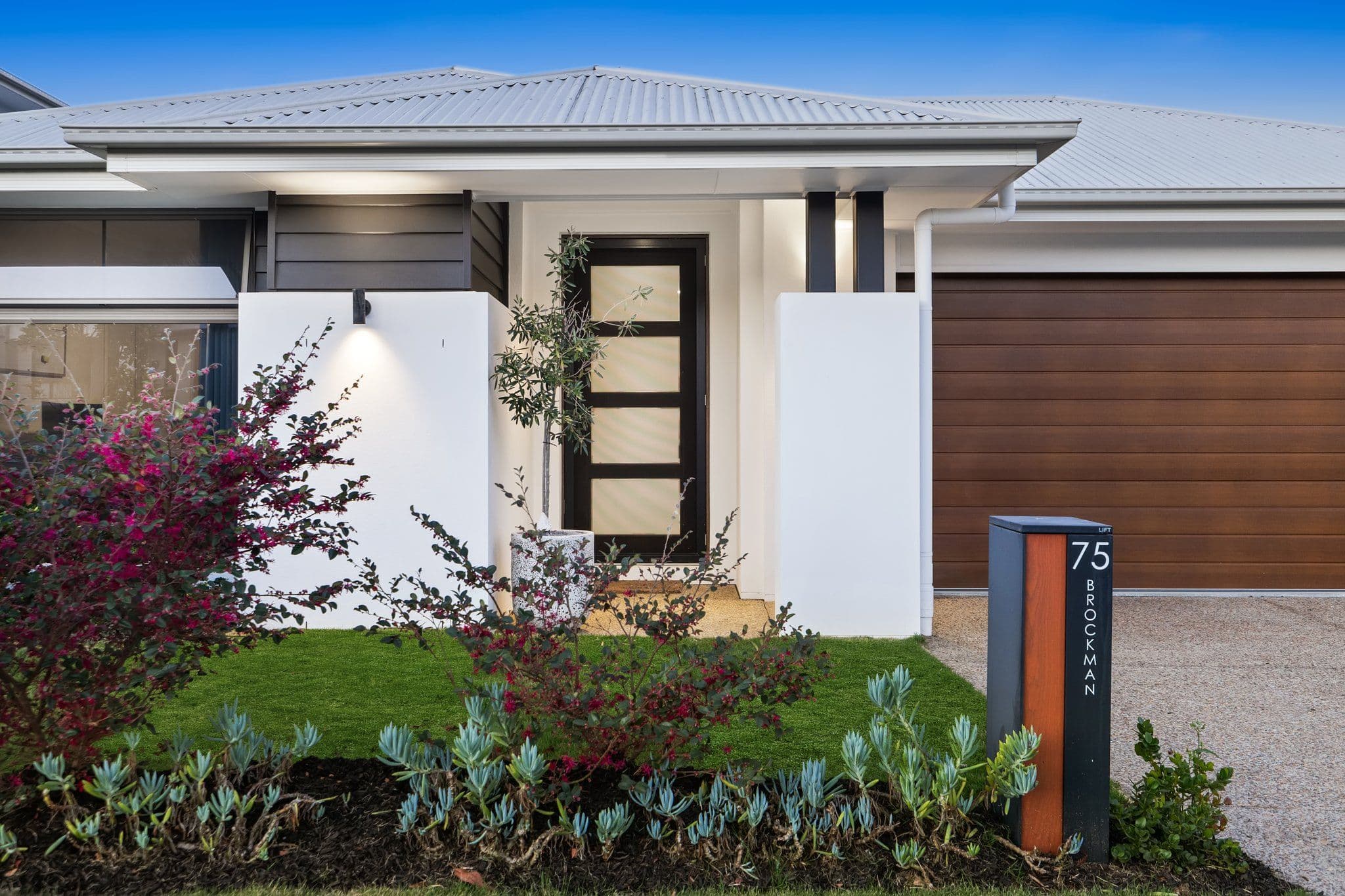 75 Brockman Drive, Upper Kedron QLD 4055, Upper Kedron - Image 1