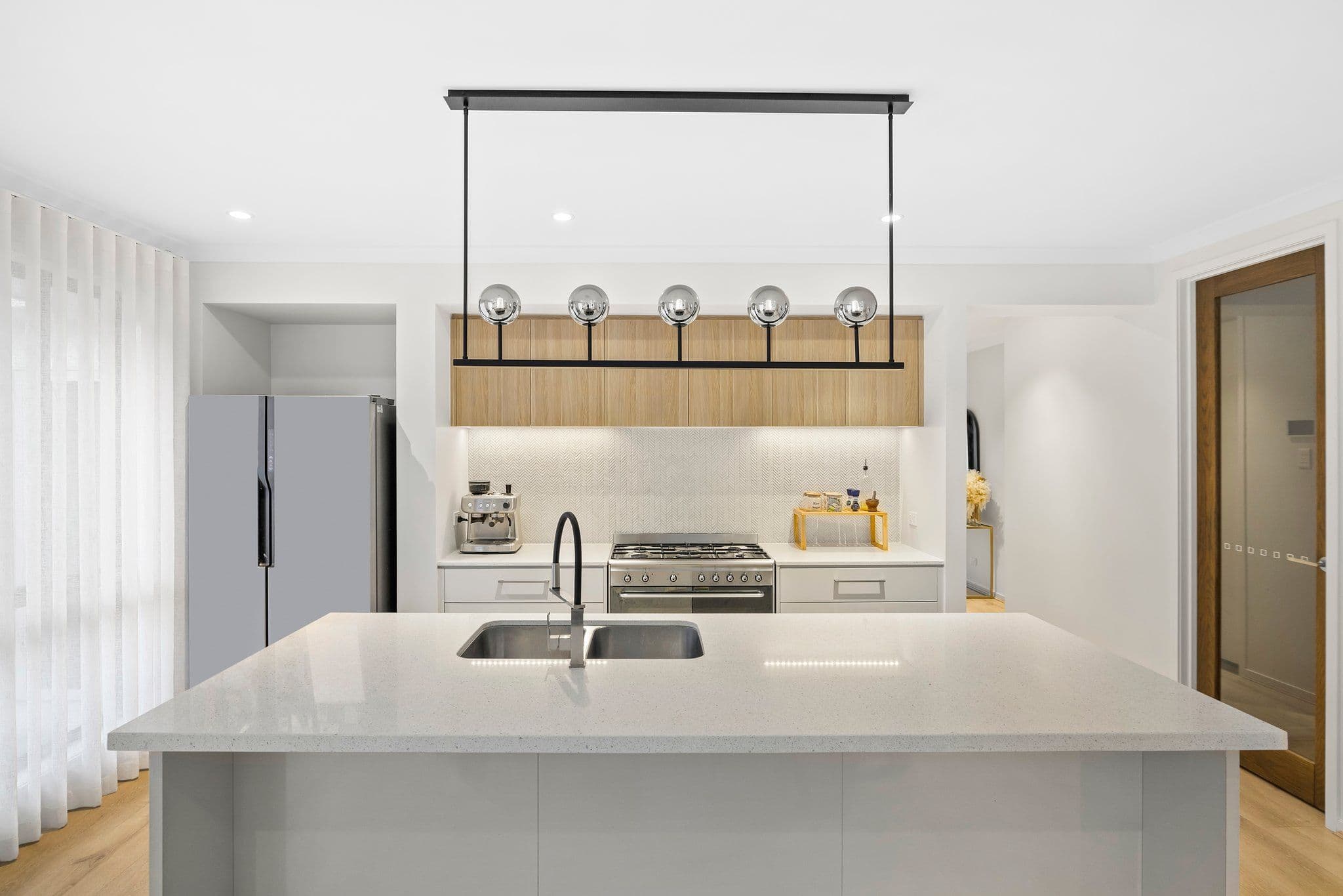 75 Brockman Drive, Upper Kedron QLD 4055, Upper Kedron - Thumbnail 4