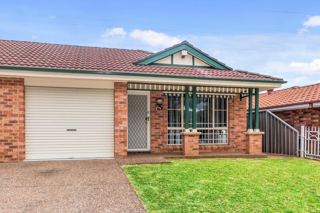 305 Whitford Road, Green Valley - Image 1