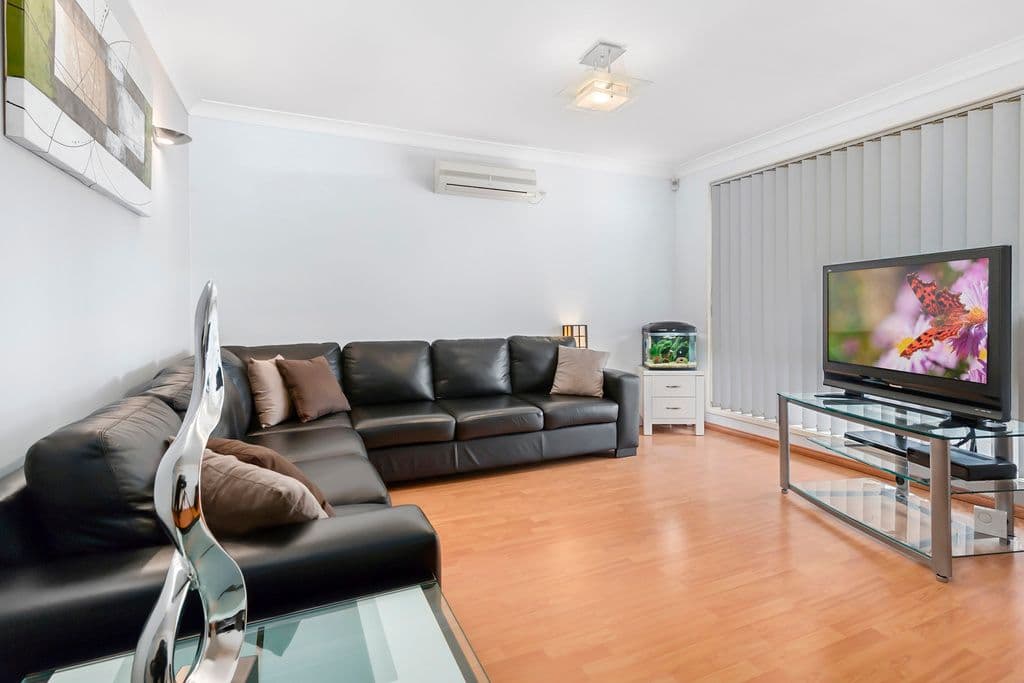 305 Whitford Road, Green Valley - Thumbnail 2