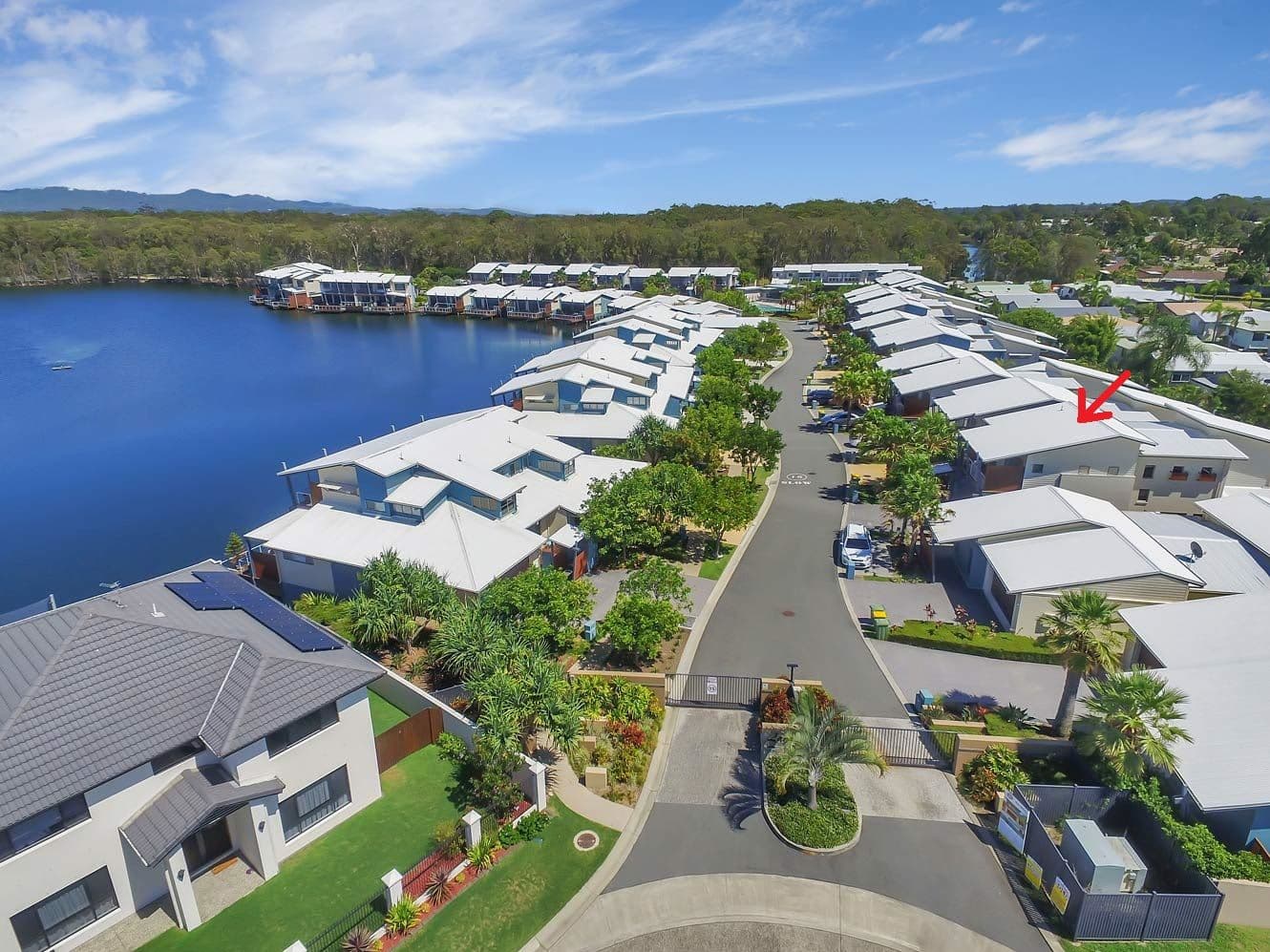 1 Manacor Place, Coombabah QLD 4216, Coombabah - Thumbnail 3