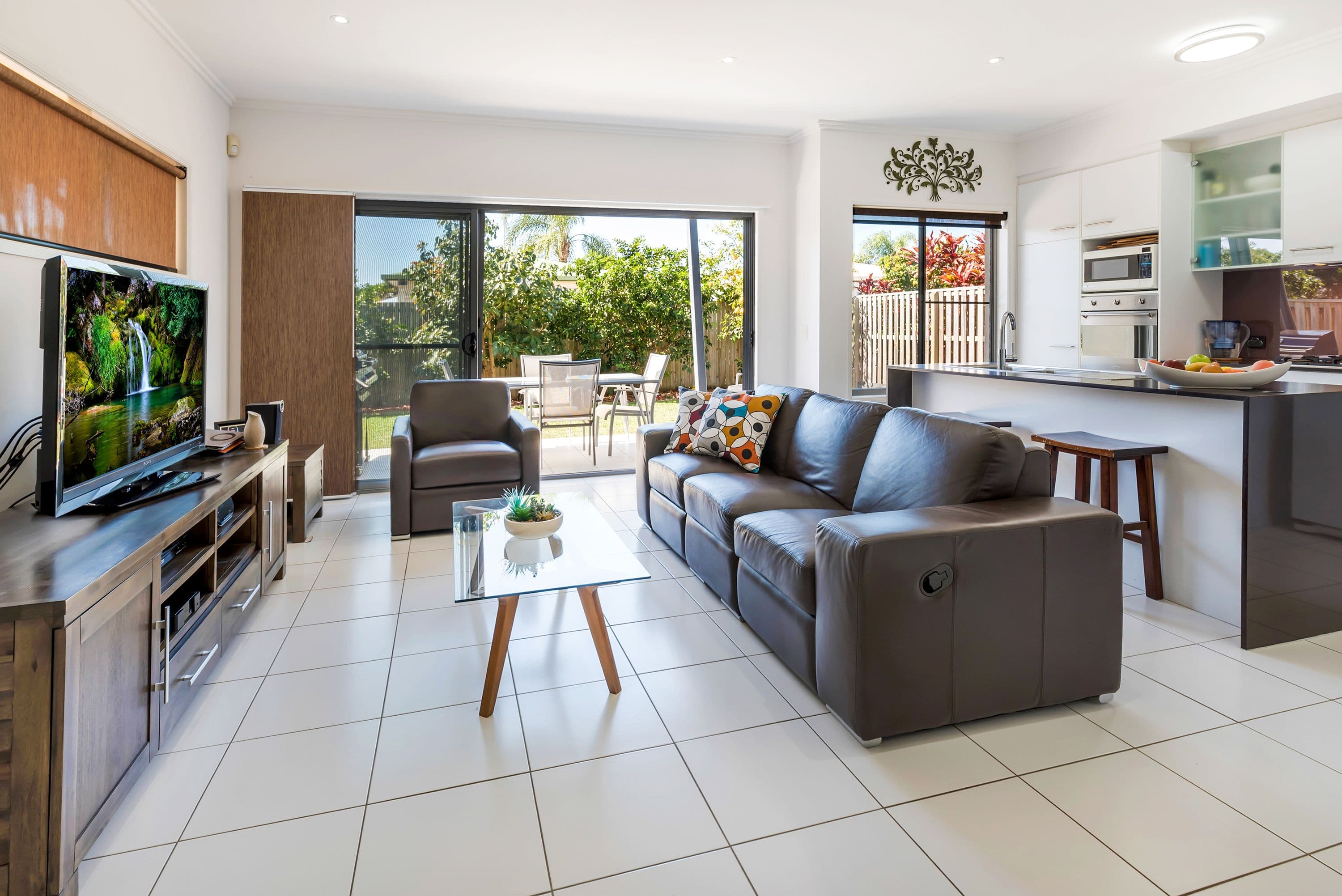1 Manacor Place, Coombabah QLD 4216, Coombabah - Thumbnail 4