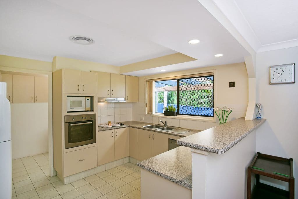 9 Cammeray Court, Robina QLD 4226, Robina - Thumbnail 3