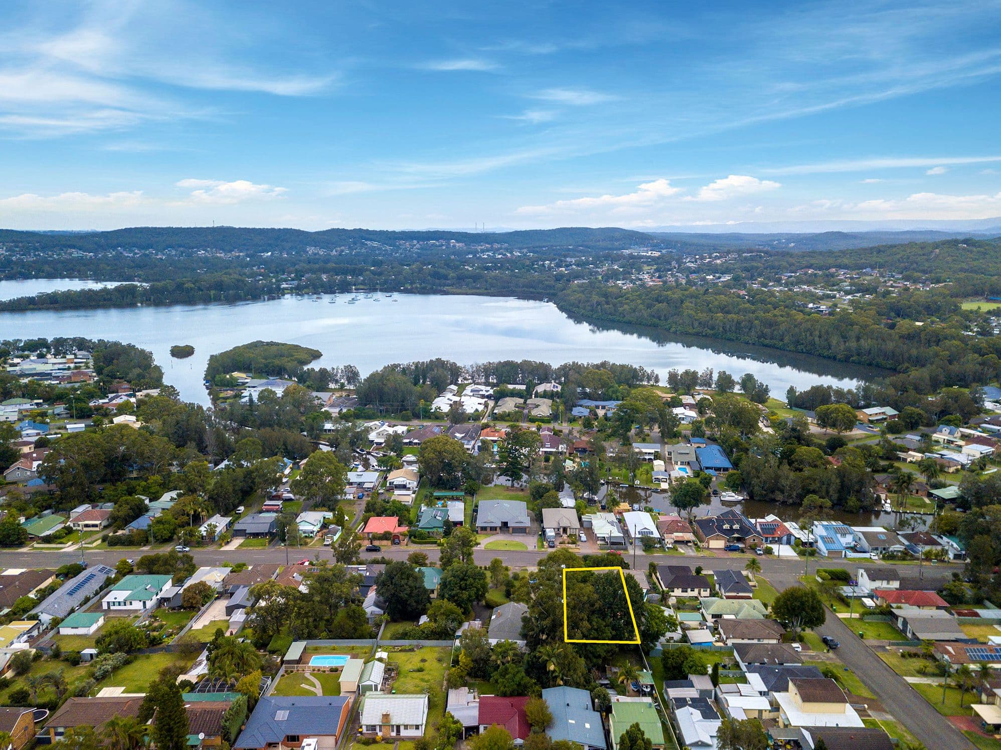 73 Macquarie Road, Fennell Bay - Thumbnail 3