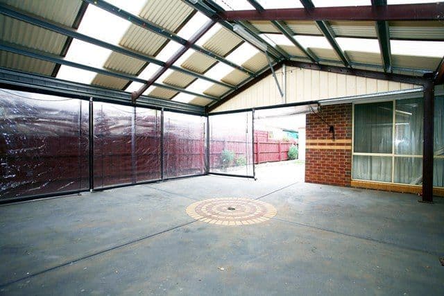 10 Oakwood Crescent, HOPPERS CROSSING VIC 3029, Hoppers Crossing - Thumbnail 4