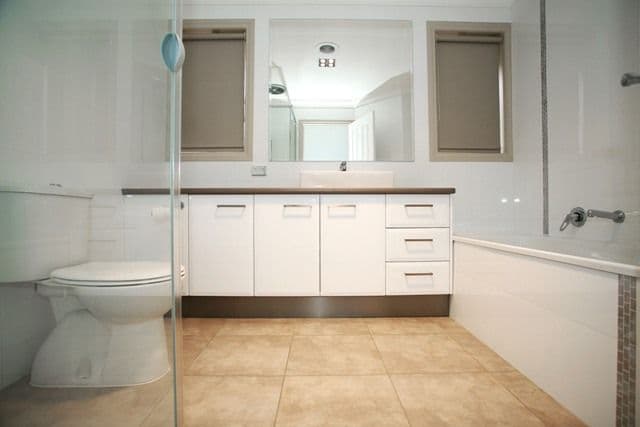 10 Oakwood Crescent, HOPPERS CROSSING VIC 3029, Hoppers Crossing - Thumbnail 6
