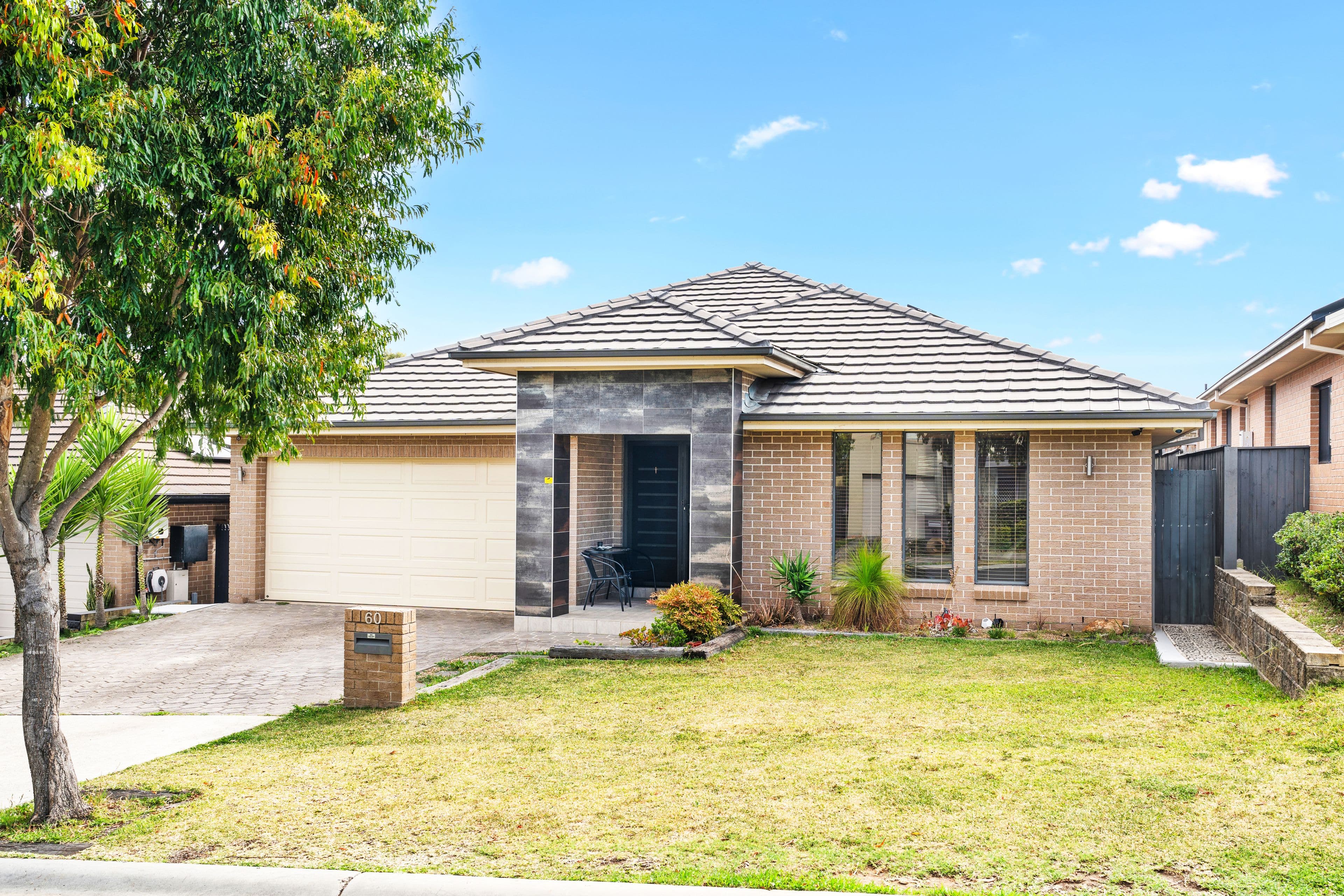 60 Hemsworth Avenue, Middleton Grange NSW 2171, Middleton Grange - Thumbnail 2