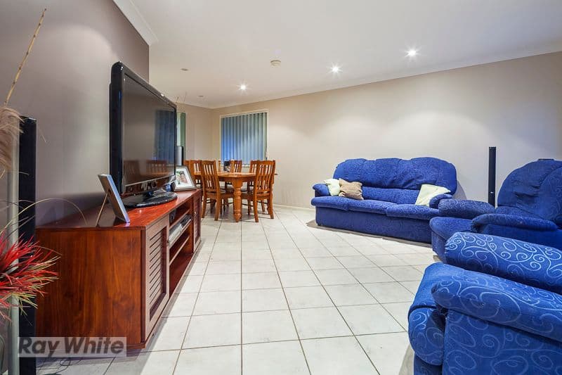 17 Niblick Way, REDLAND BAY QLD 4165, Redland Bay - Thumbnail 2