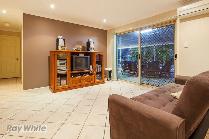 17 Niblick Way, REDLAND BAY QLD 4165, Redland Bay - Thumbnail 4