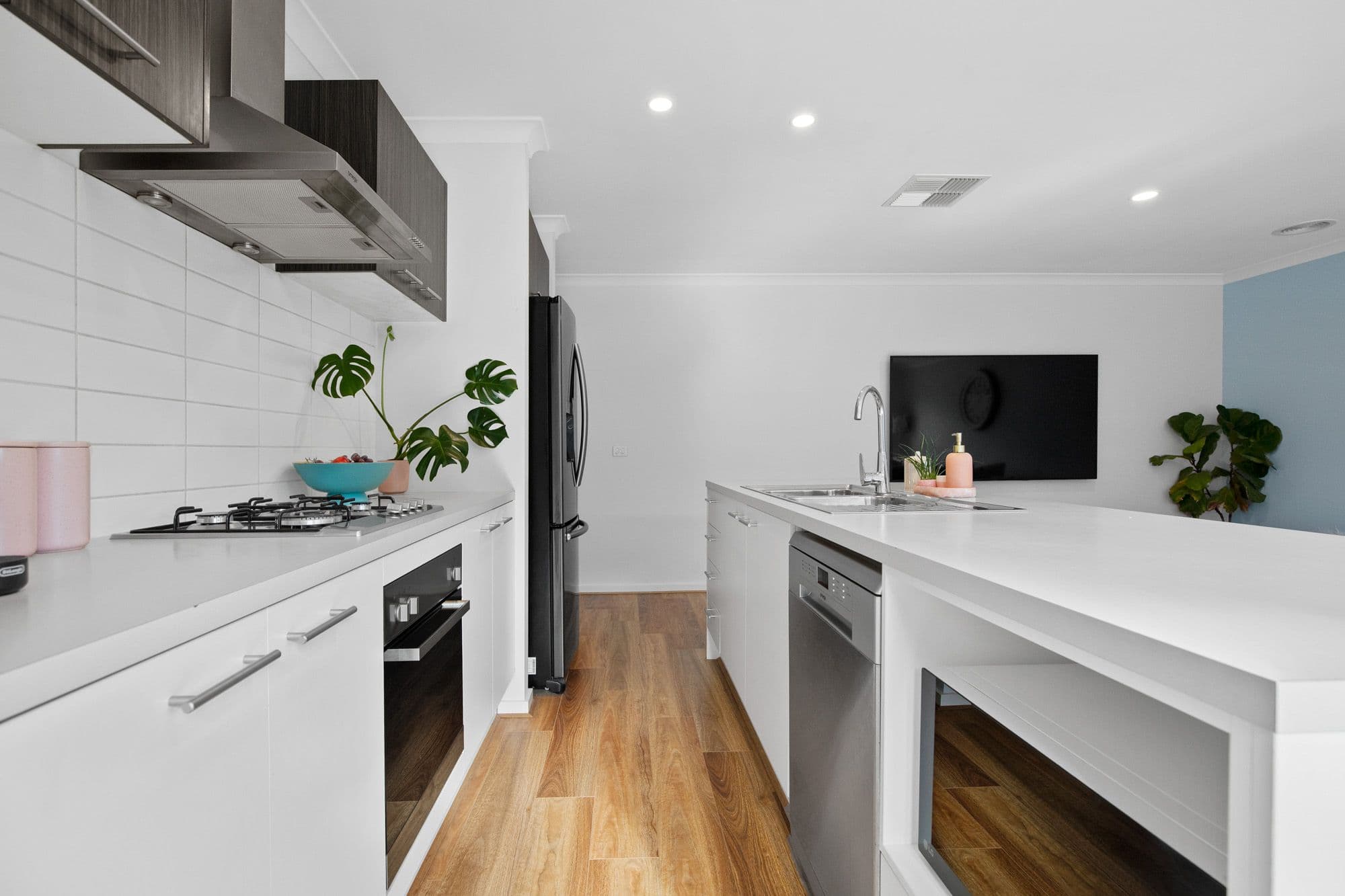 1 Weighbridge Avenue, Wyndham Vale VIC 3024, Wyndham Vale - Thumbnail 2