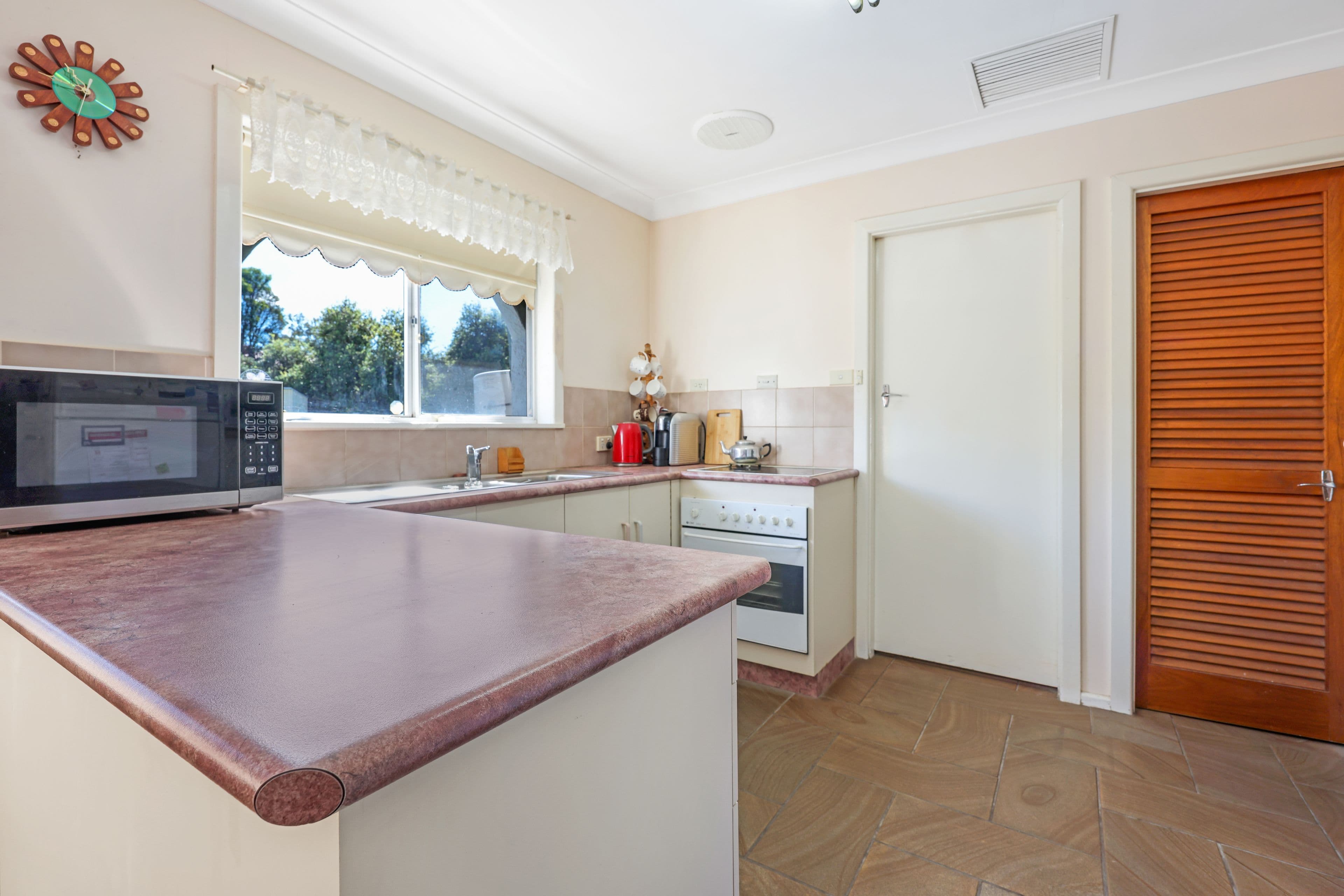 32 Holland Street, Tamworth NSW 2340, South Tamworth - Thumbnail 3