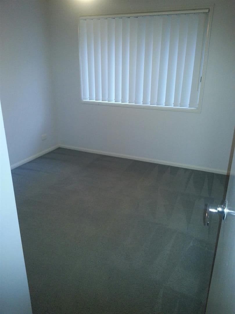33 Paris Parade, ORMEAU QLD 4208, Ormeau - Thumbnail 7