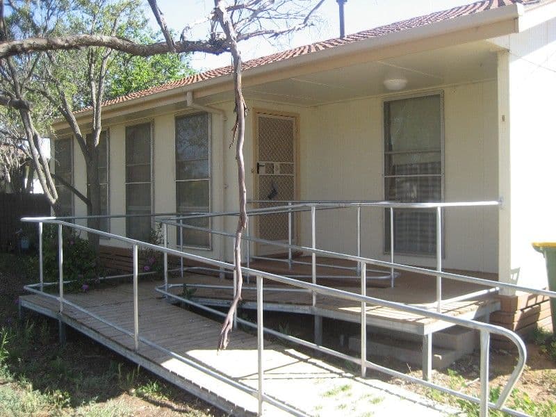 8 Johnson Street, ROCHESTER VIC 3561, Rochester - Thumbnail 2