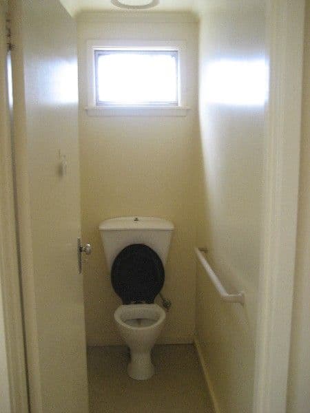 8 Johnson Street, ROCHESTER VIC 3561, Rochester - Thumbnail 5