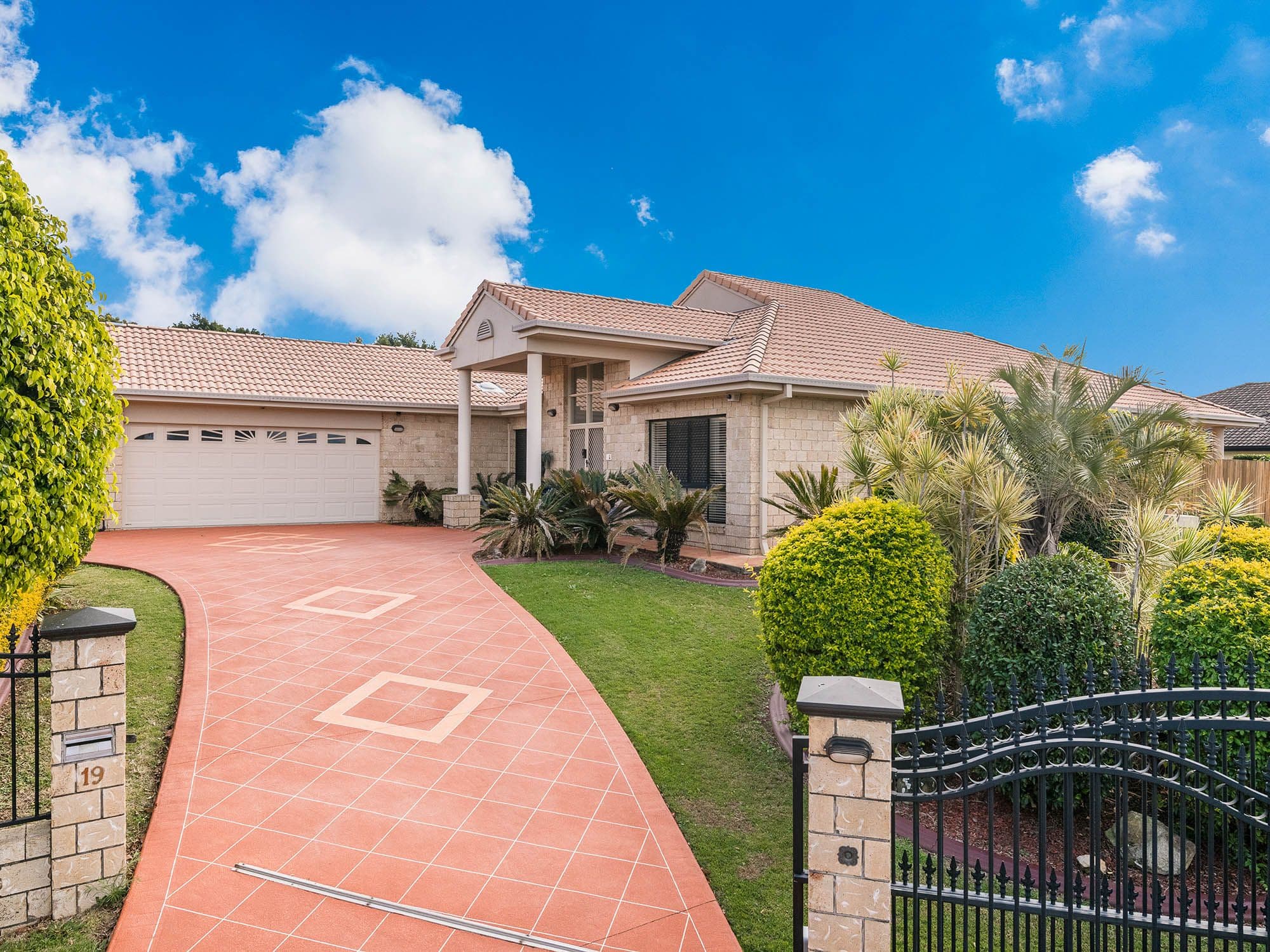 19 Wandilla Place, Kuraby QLD 4112, Kuraby - Image 1