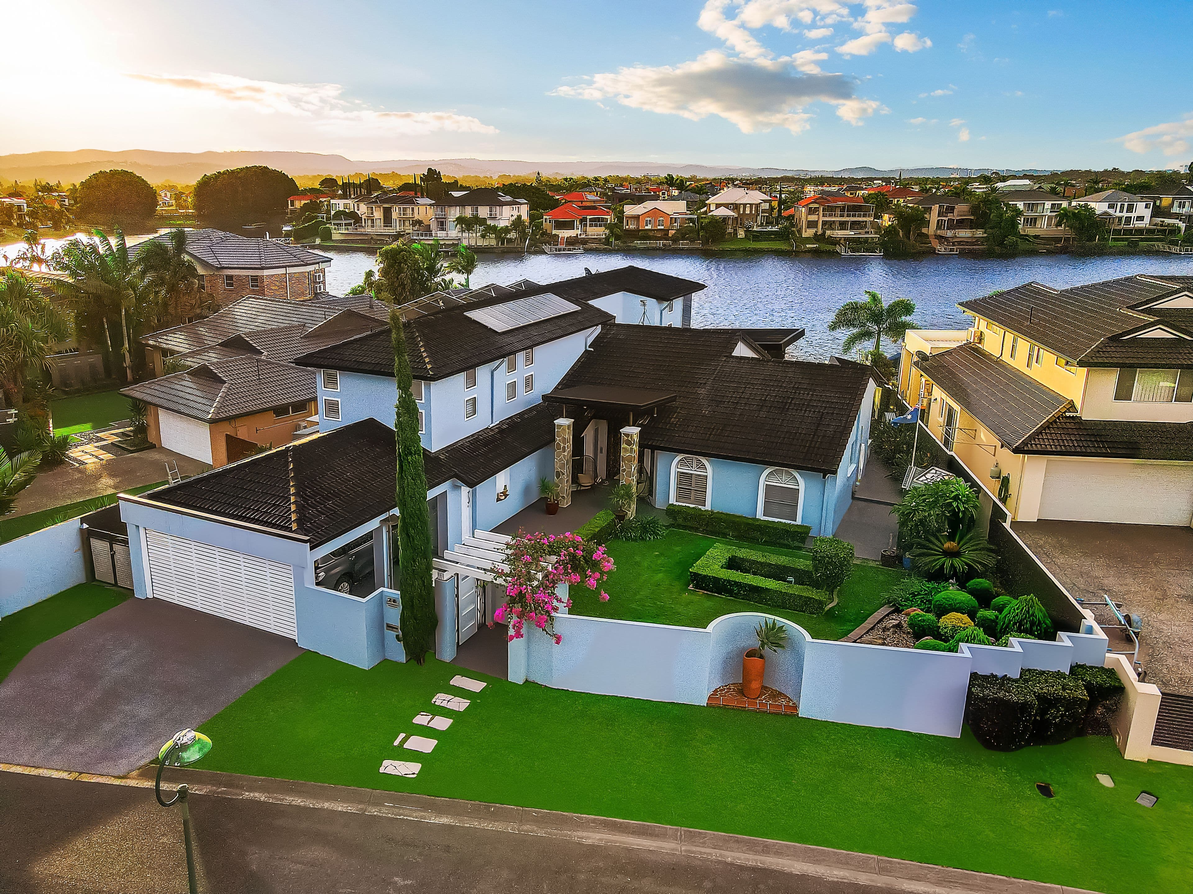 28 Port Jackson Boulevard, Clear Island Waters QLD 4226, Clear Island Waters - Image 1