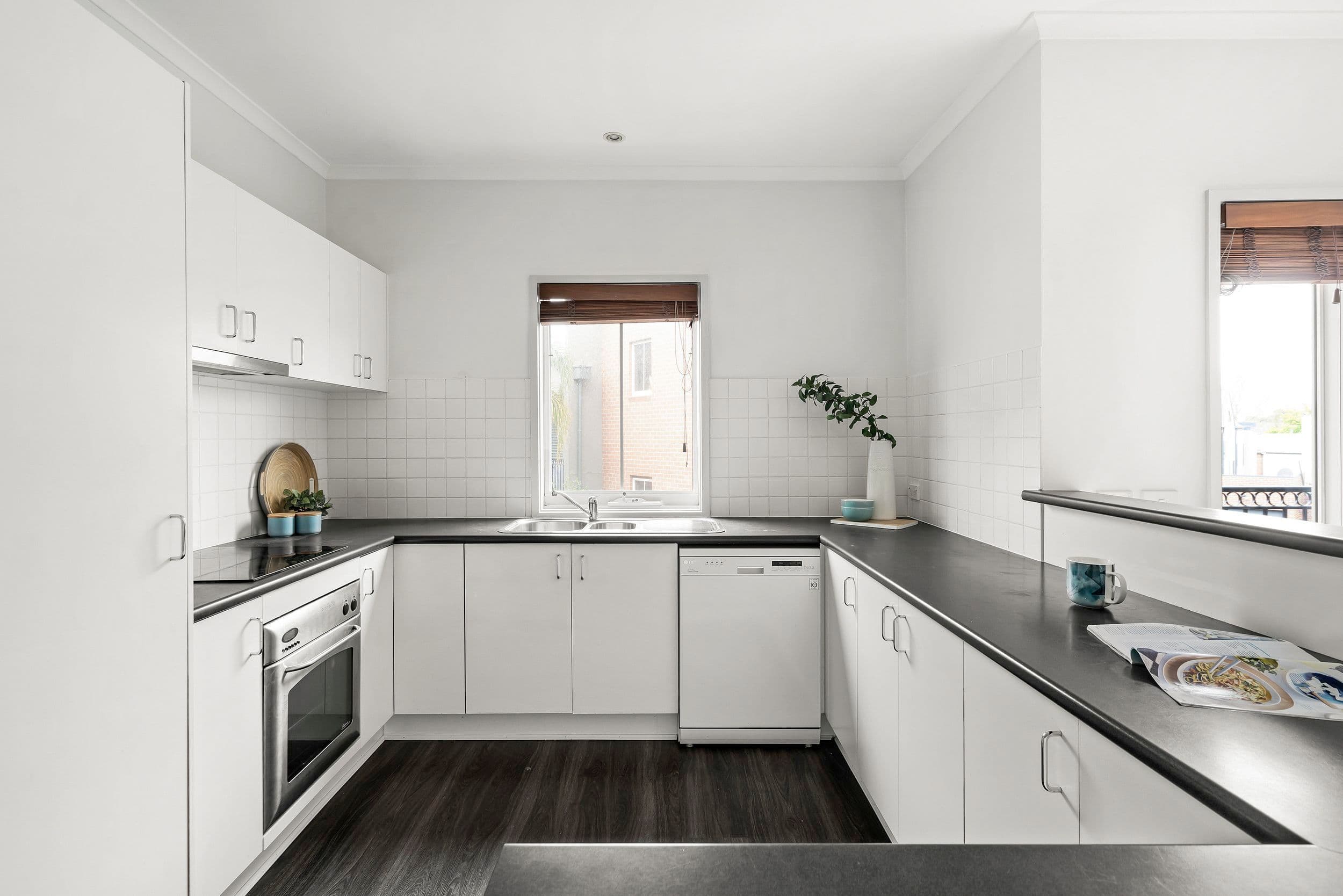 120 Newman Street, Kensington VIC 3031, Kensington - Thumbnail 5