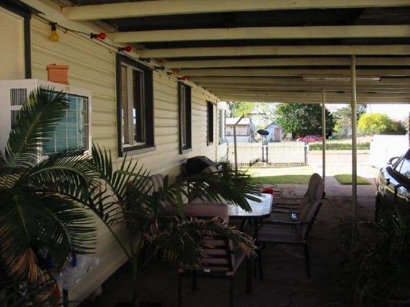 4 Goldring, HUGHENDEN QLD 4821, Hughenden - Thumbnail 3