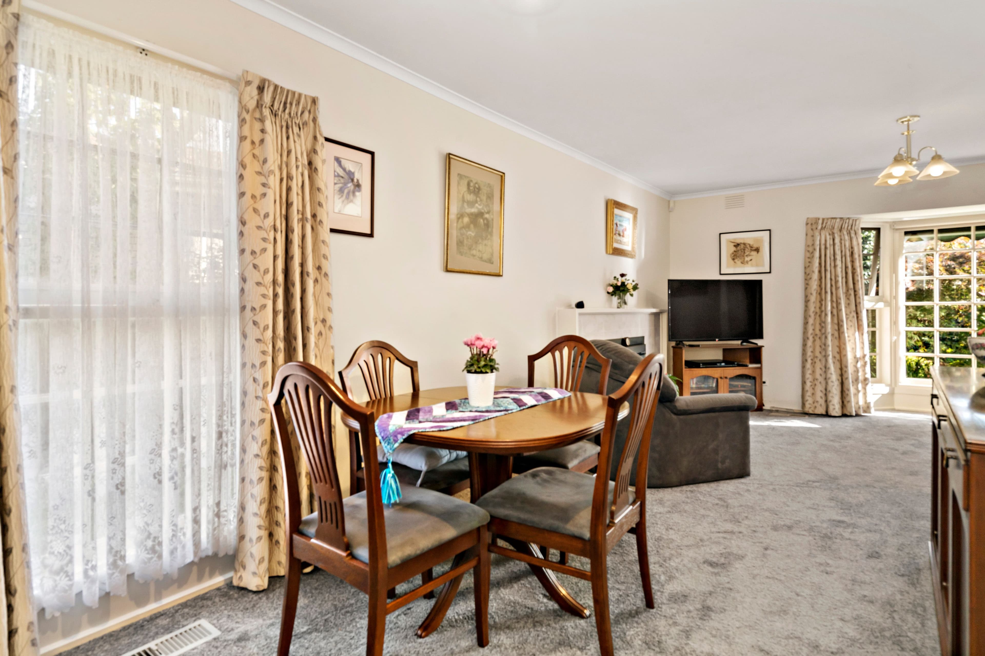 5 Emora Court, Frankston VIC 3199, Frankston - Thumbnail 5
