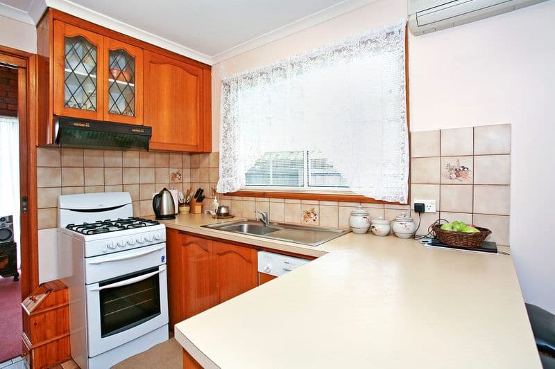 19 Winter Street, BELMONT VIC 3216, Belmont - Thumbnail 5