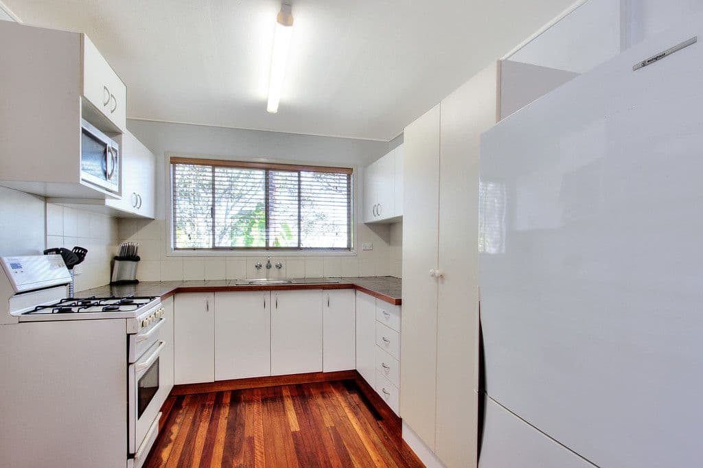 17 Greenview Avenue, Rochedale South QLD 4123, Rochedale South - Thumbnail 5