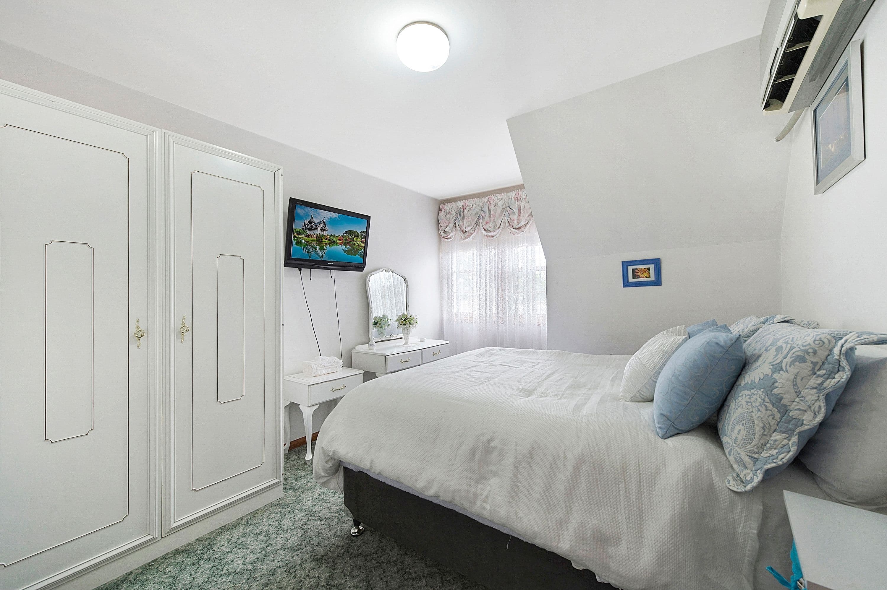 1 Mileham Street, Windsor - Thumbnail 7
