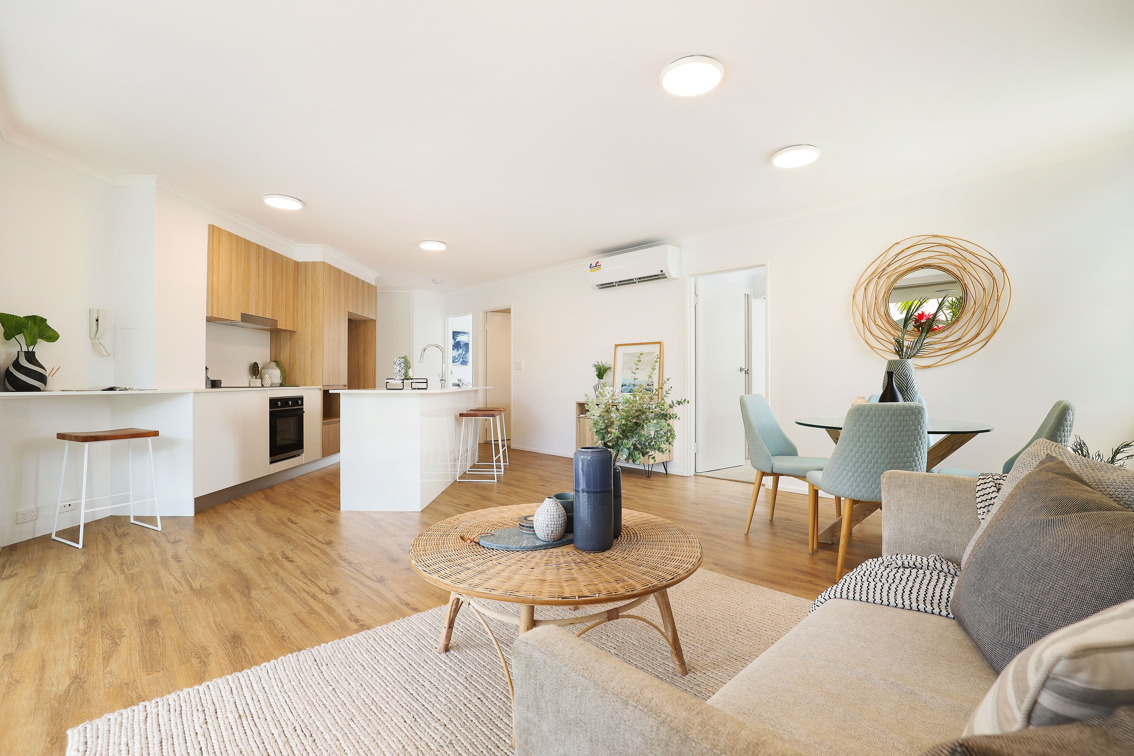 20 Ocean Street, Mermaid Beach QLD 4218, Mermaid Beach - Thumbnail 2