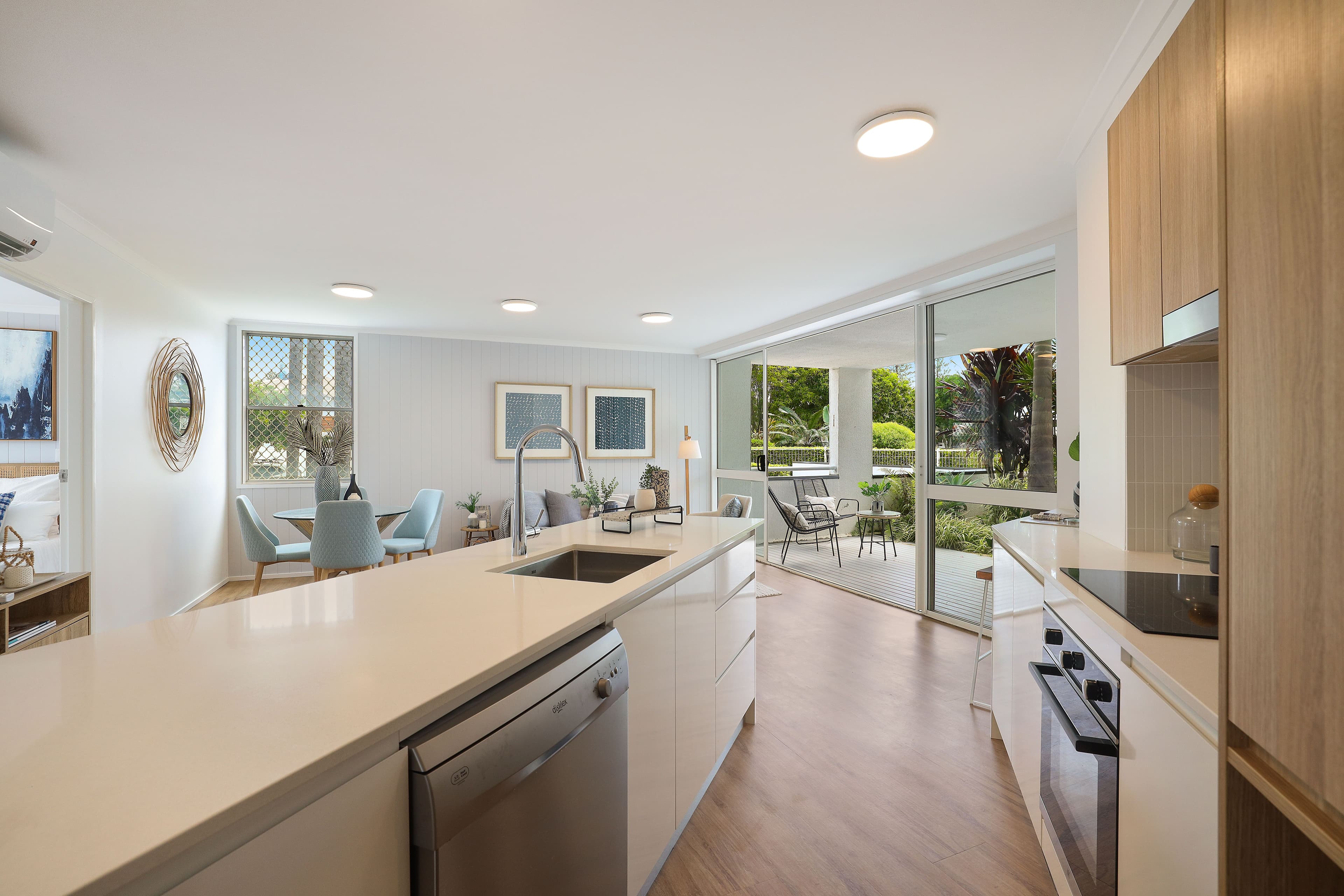 20 Ocean Street, Mermaid Beach QLD 4218, Mermaid Beach - Thumbnail 5