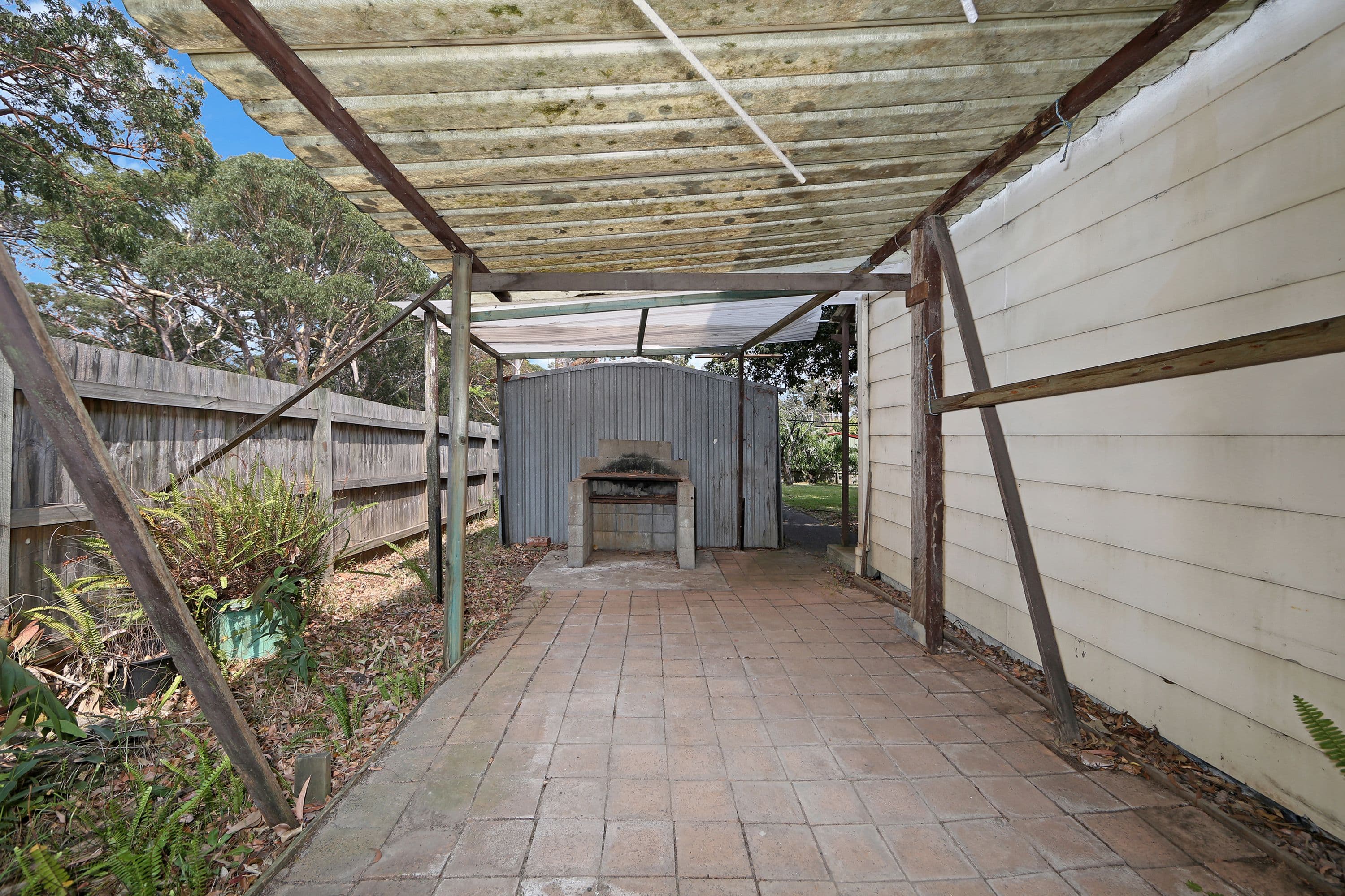61 Leumeah Avenue, Chain Valley Bay - Thumbnail 3