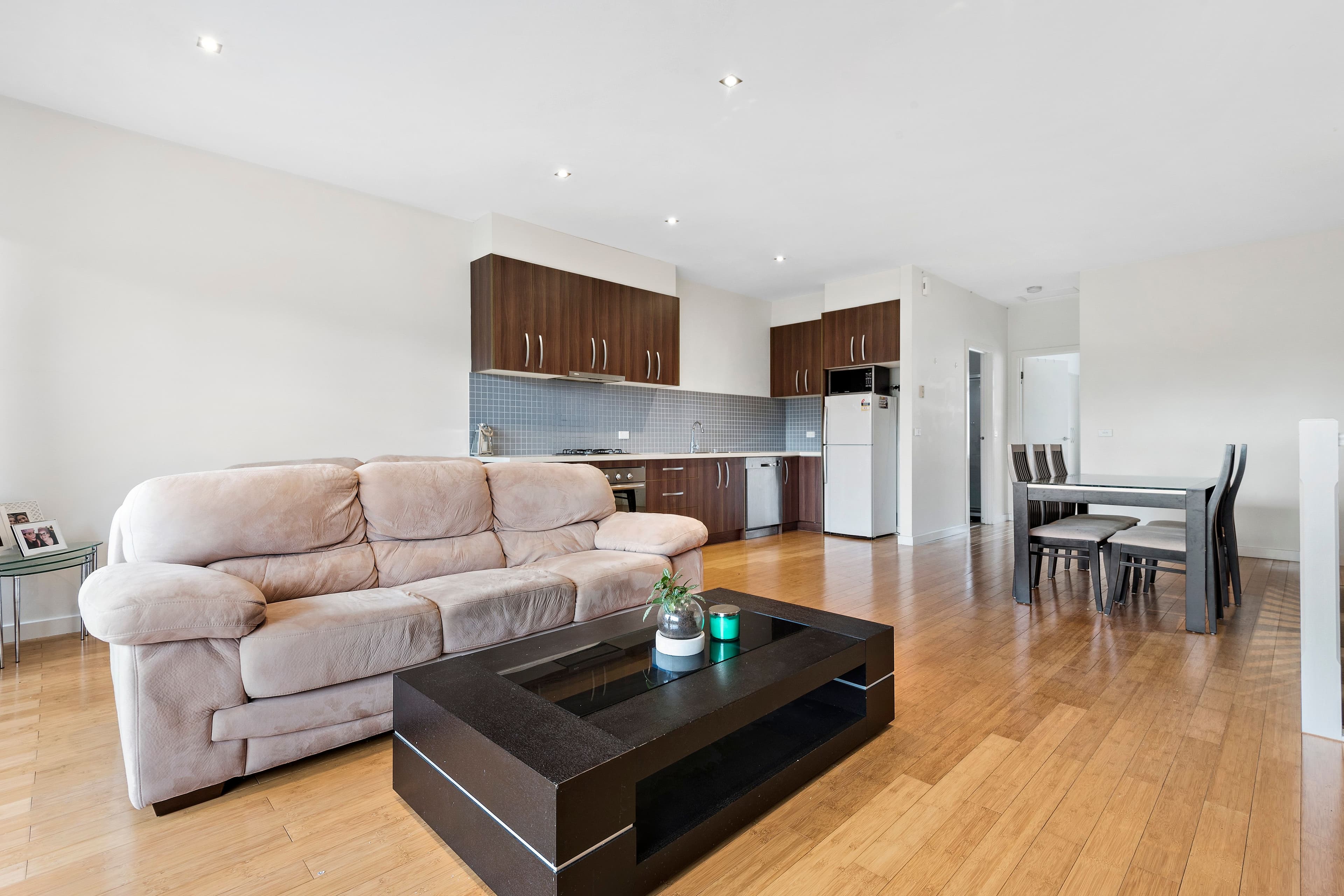 11 Blake Street, Blackburn North, Blackburn North - Thumbnail 3