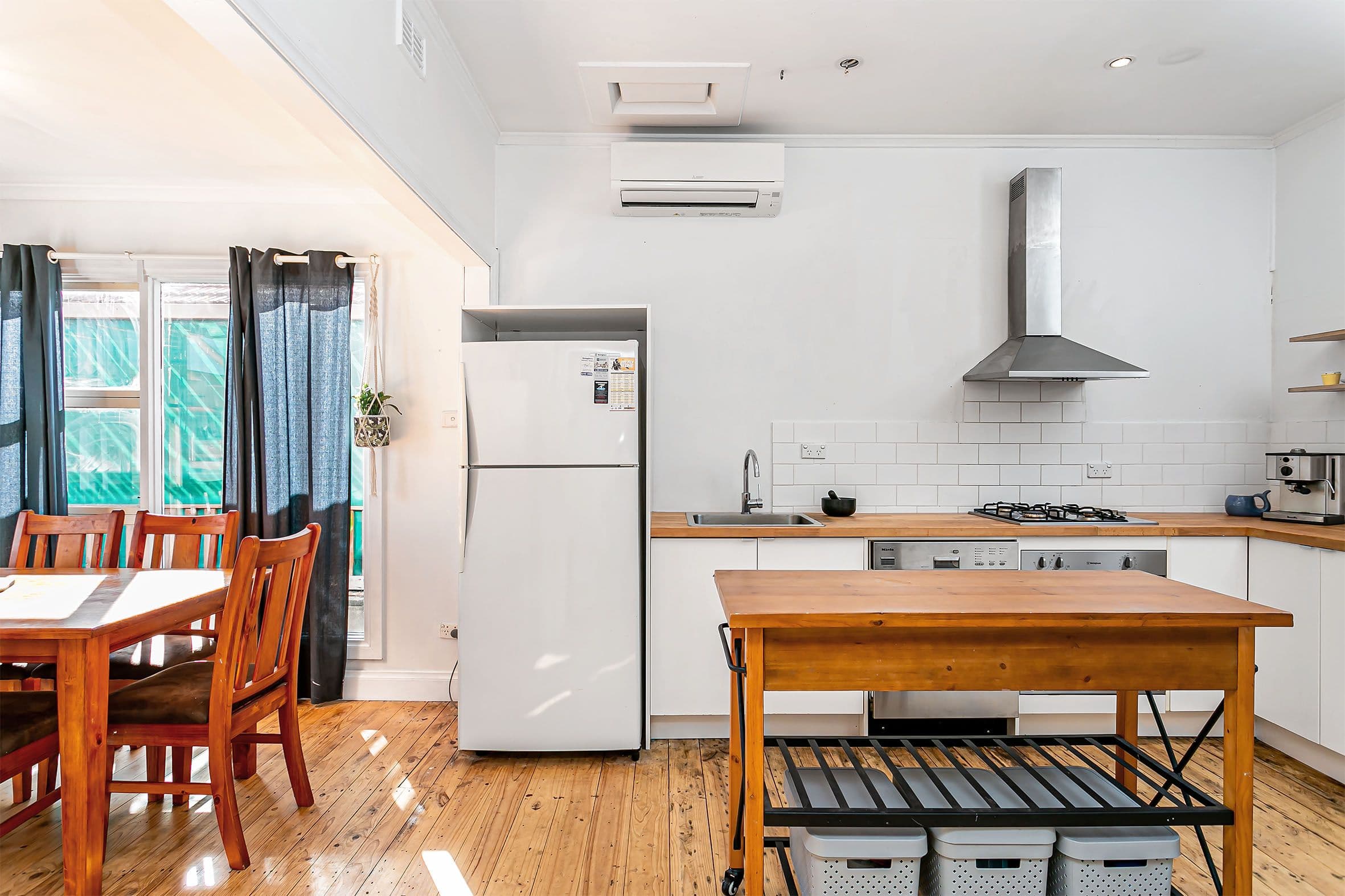 22 Gordon Street, Semaphore Park SA 5019, Semaphore Park - Thumbnail 4