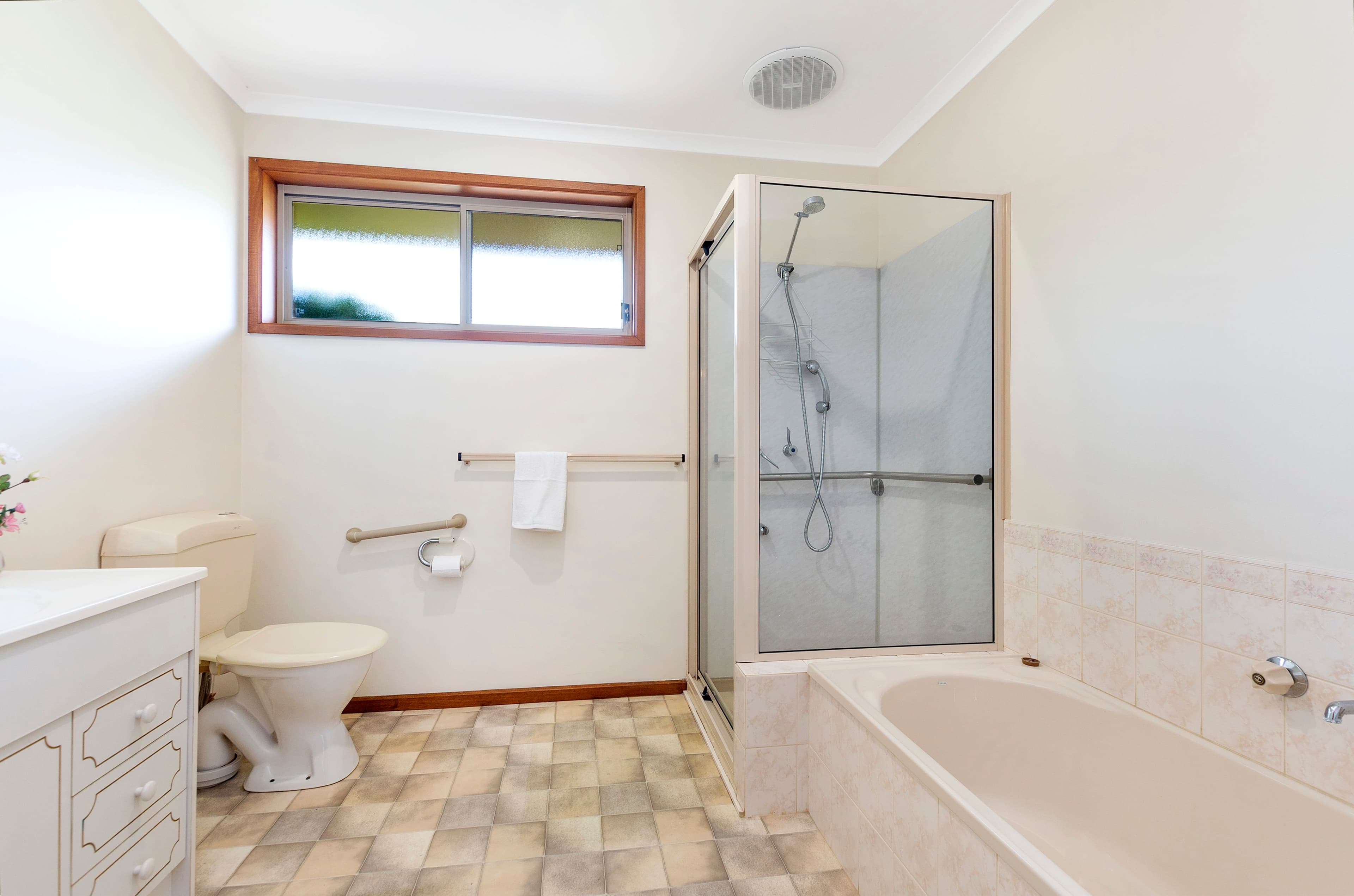 9 Jennifer Court, Warrnambool VIC 3280, Warrnambool - Thumbnail 5