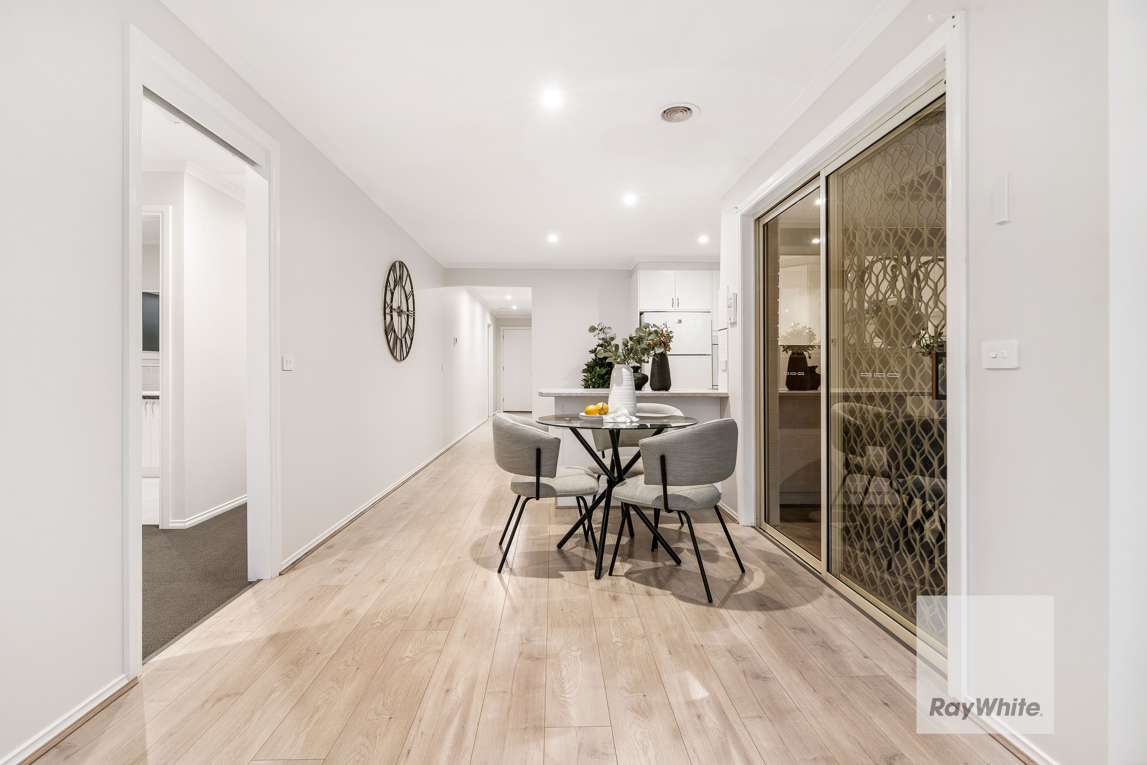 1 Alexander Close, Delahey VIC 3037, Delahey - Thumbnail 5