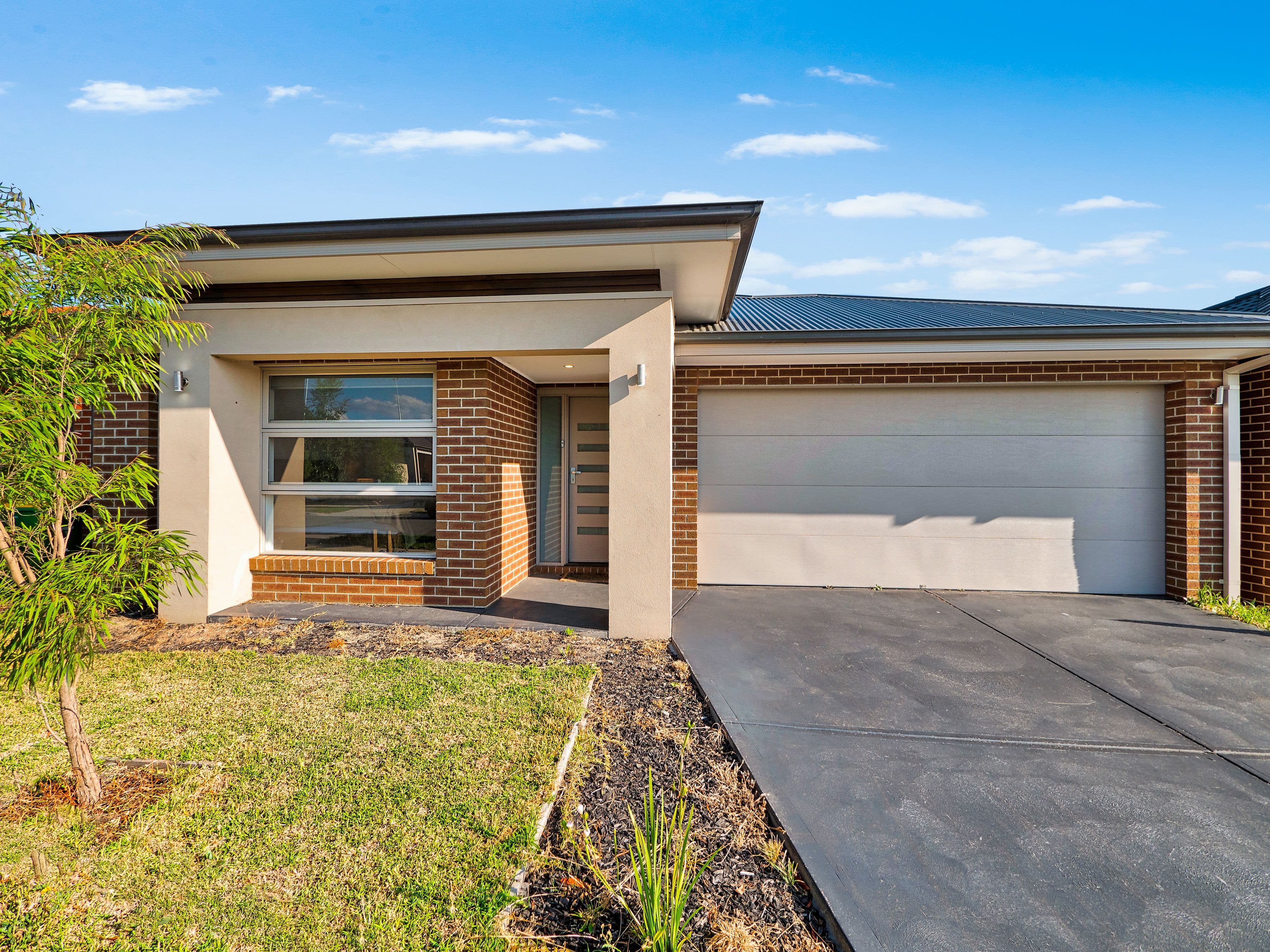 13 Rowling Drive, Officer VIC 3809, Officer - Image 1