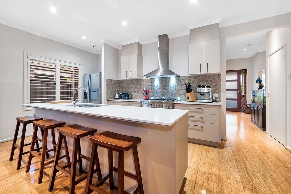 21 Yellow Robin Circuit, Cranbourne East VIC 3977, Cranbourne East - Image 1