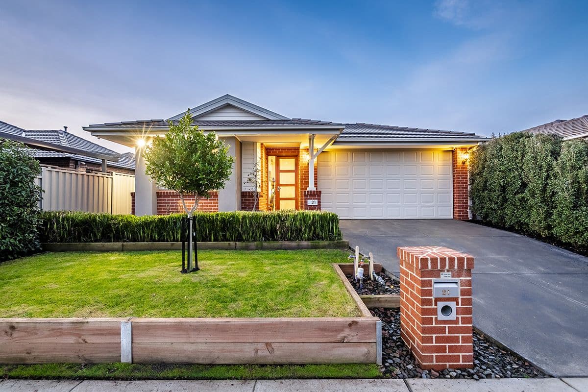 21 Yellow Robin Circuit, Cranbourne East VIC 3977, Cranbourne East - Thumbnail 2