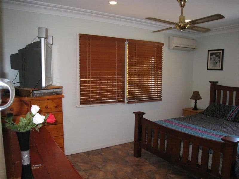 65 Invermore Street, Mount Gravatt East QLD 4122, Mount Gravatt East - Thumbnail 3