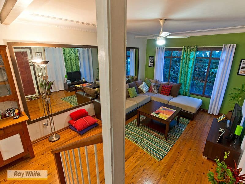9 Campbell Street, SCARBOROUGH QLD 4020, Scarborough - Thumbnail 2