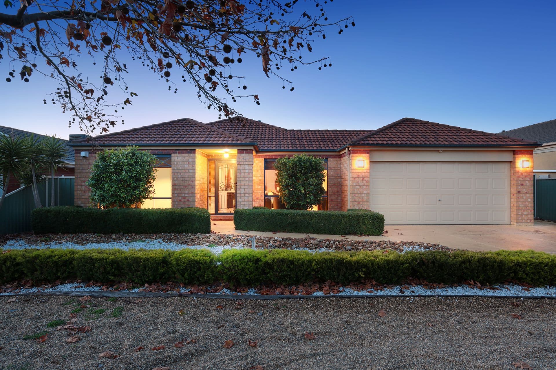 12 Dunkirk Drive, Point Cook VIC 3030, Point Cook - Thumbnail 2