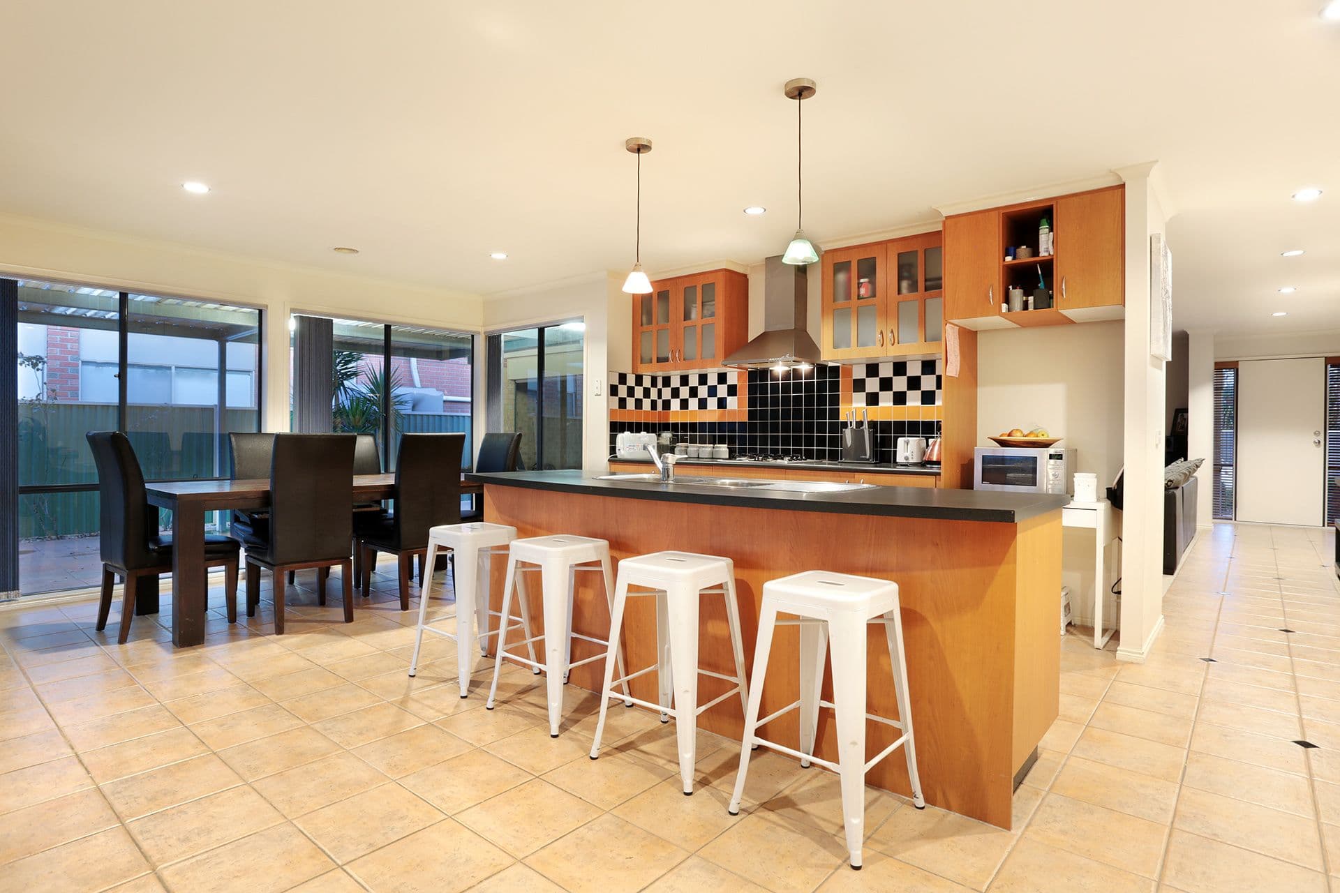 12 Dunkirk Drive, Point Cook VIC 3030, Point Cook - Thumbnail 3