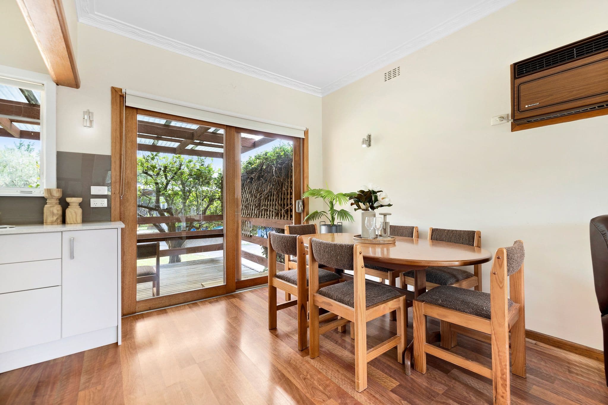 15 Munro Avenue, Cheltenham VIC 3192, Cheltenham - Thumbnail 5