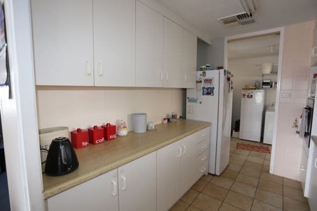 63 Saltbush Road, Kambalda West WA 6442, Kambalda West - Thumbnail 4