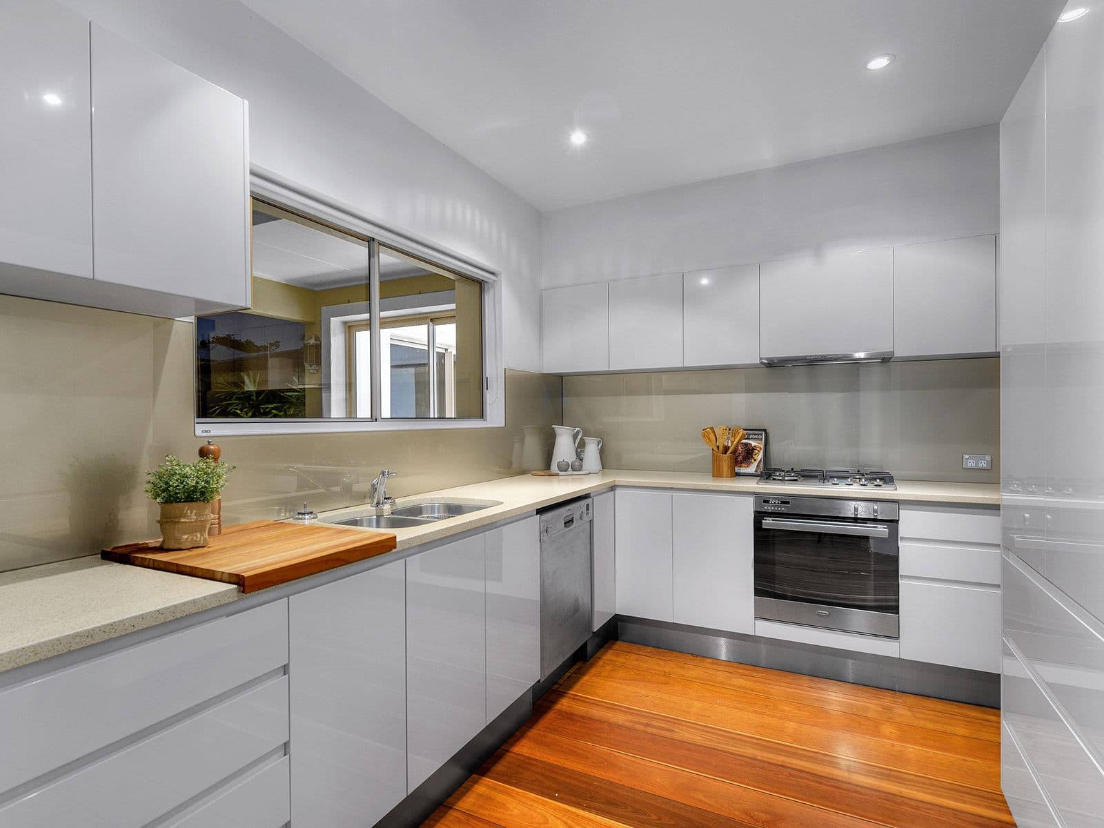 23 Portside Place, Bulimba QLD 4171, Bulimba - Thumbnail 4