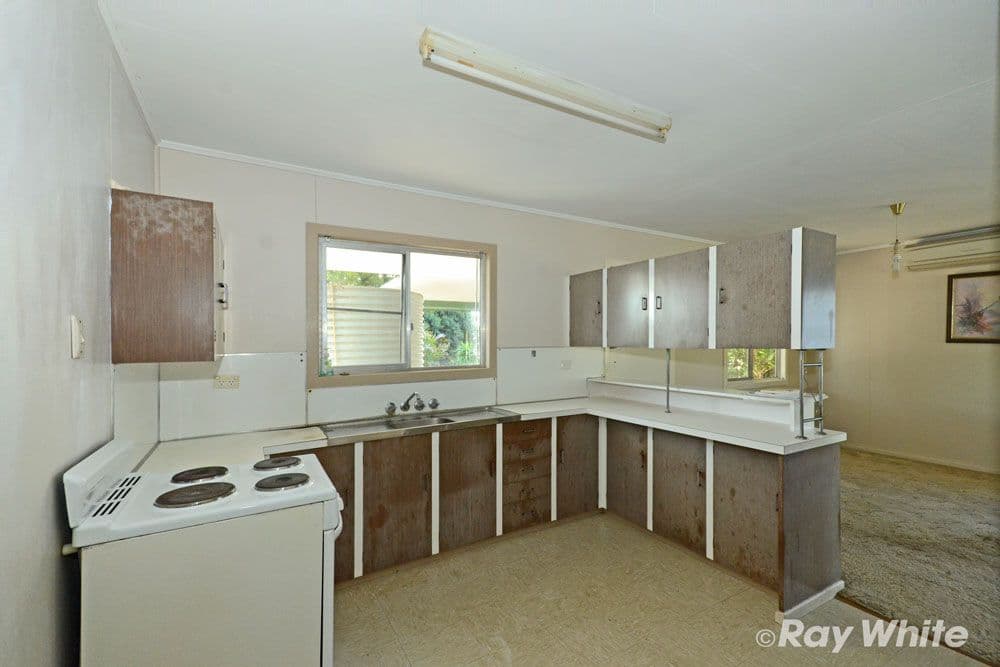 17 Lookerbie Street, Biloela QLD 4715, Biloela - Thumbnail 5