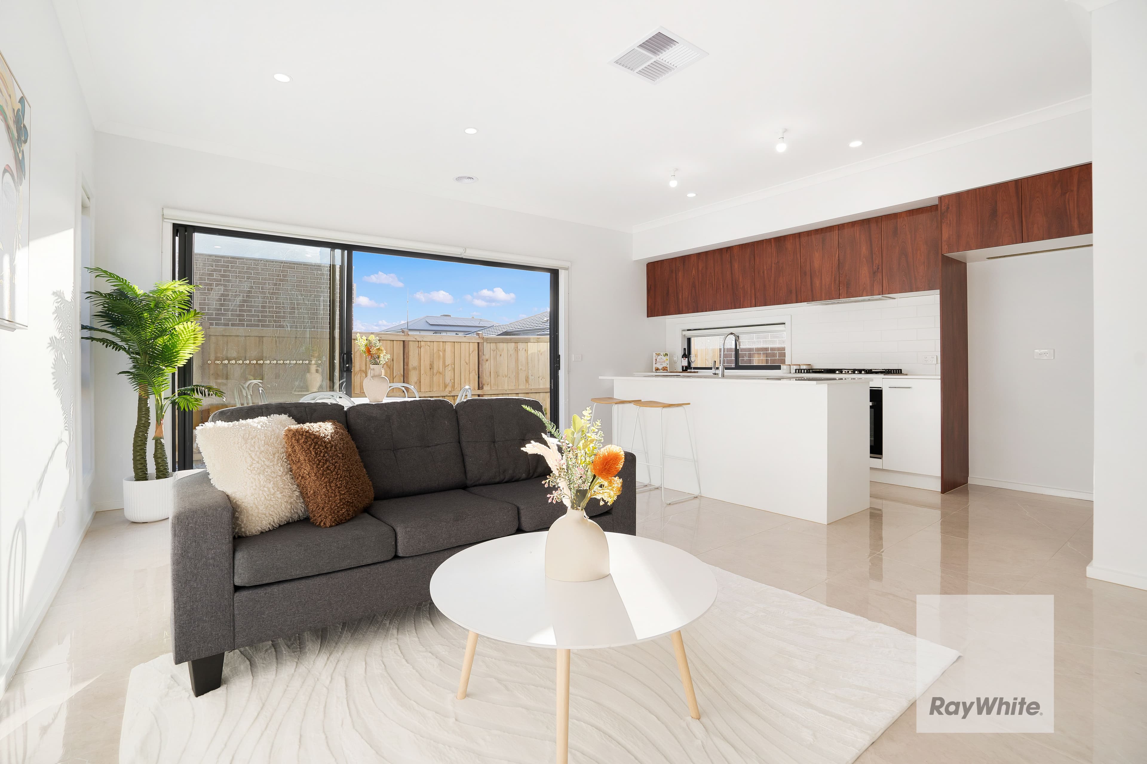 33 Wildlife Circuit, FRASER RISE VIC 3336, Fraser Rise - Thumbnail 6