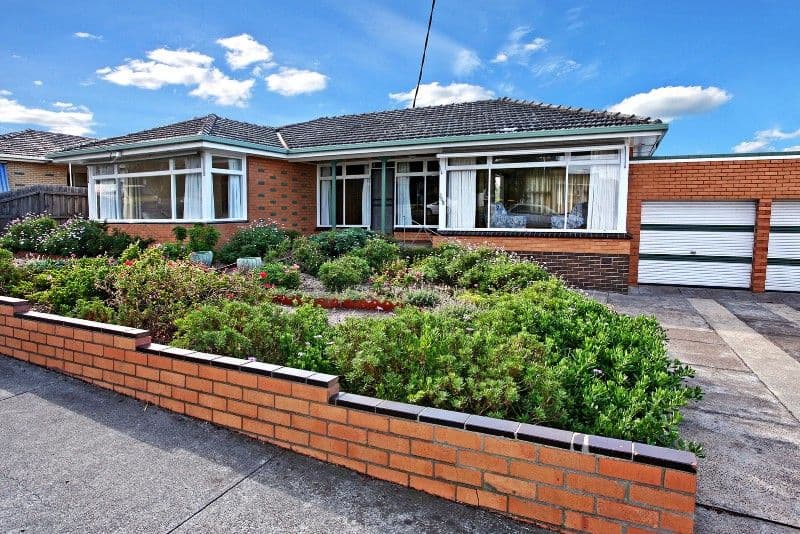208 Roslyn Road, HIGHTON VIC 3216, Highton - Image 1