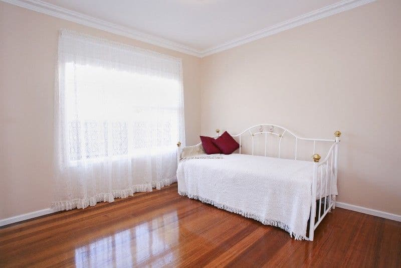 208 Roslyn Road, HIGHTON VIC 3216, Highton - Thumbnail 3
